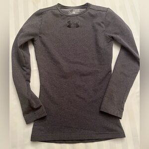 Youth XS (6/7)Under Armor Cold gear compression shirt